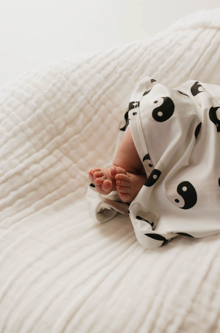Black & White Yin Yang | Bamboo Swaddle