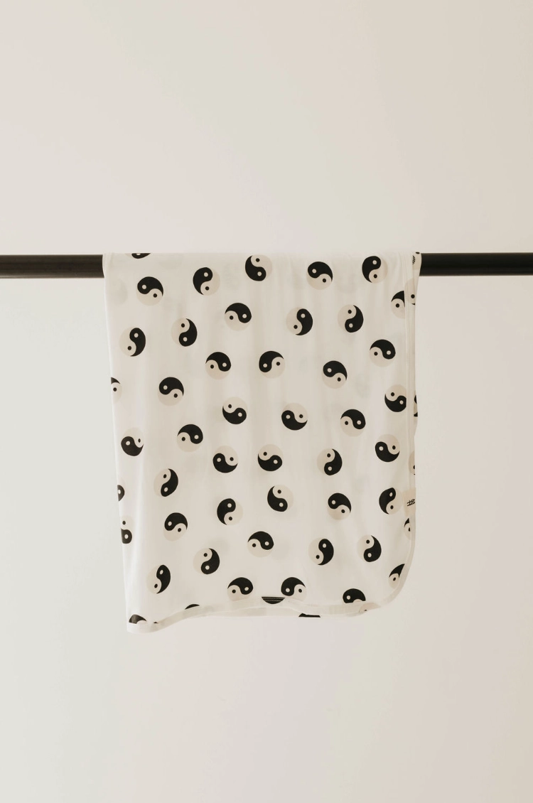 Black & White Yin Yang | Bamboo Swaddle