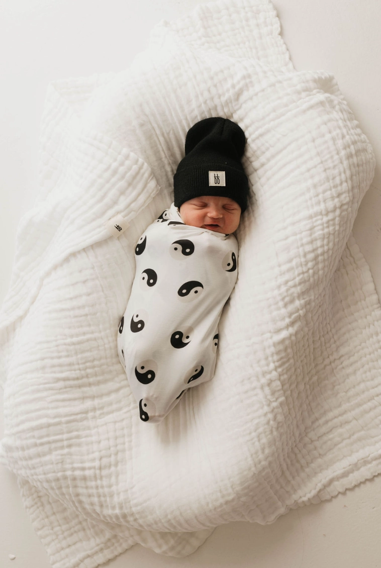 Black & White Yin Yang | Bamboo Swaddle