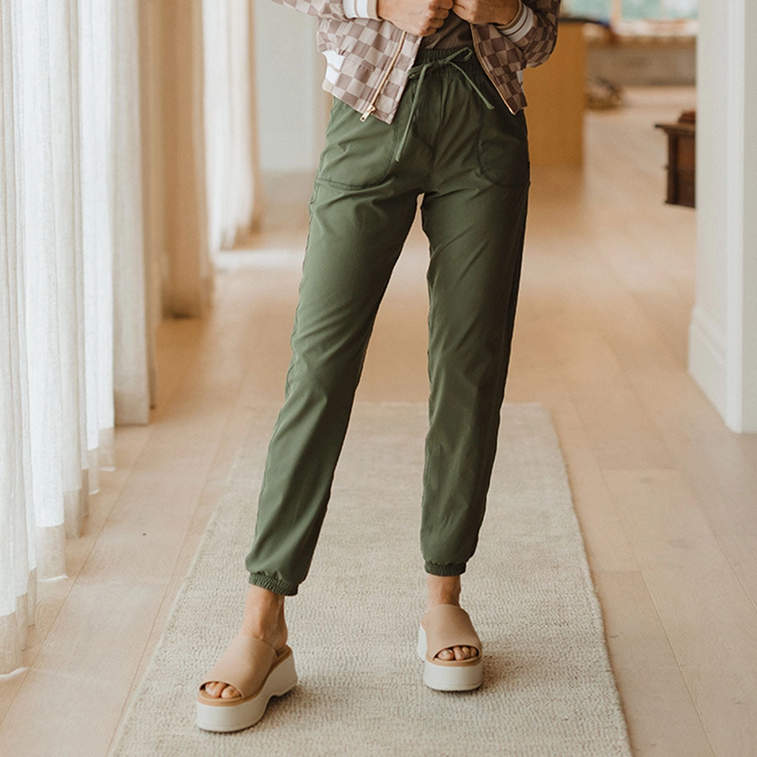 Everywhere Joggers, Sage
