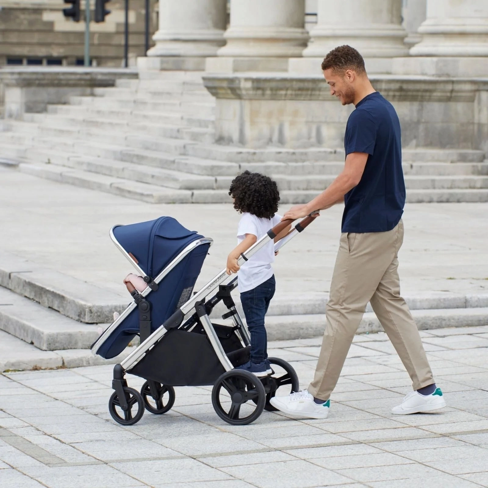 Ickle Bubba Eclipse Plus 2-in-1 Pushchair & Carrycot - Jet Black