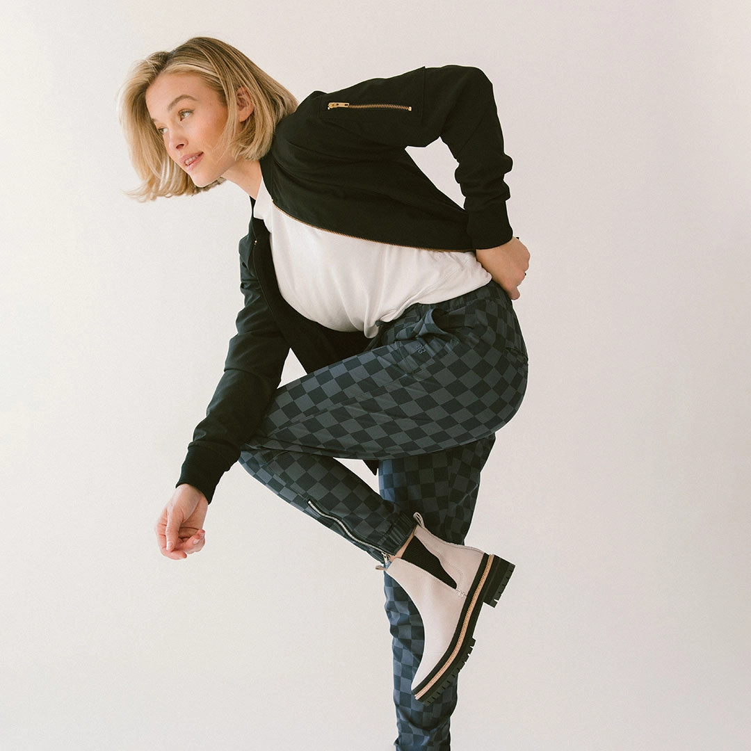 Slate Checkers Jetsetters