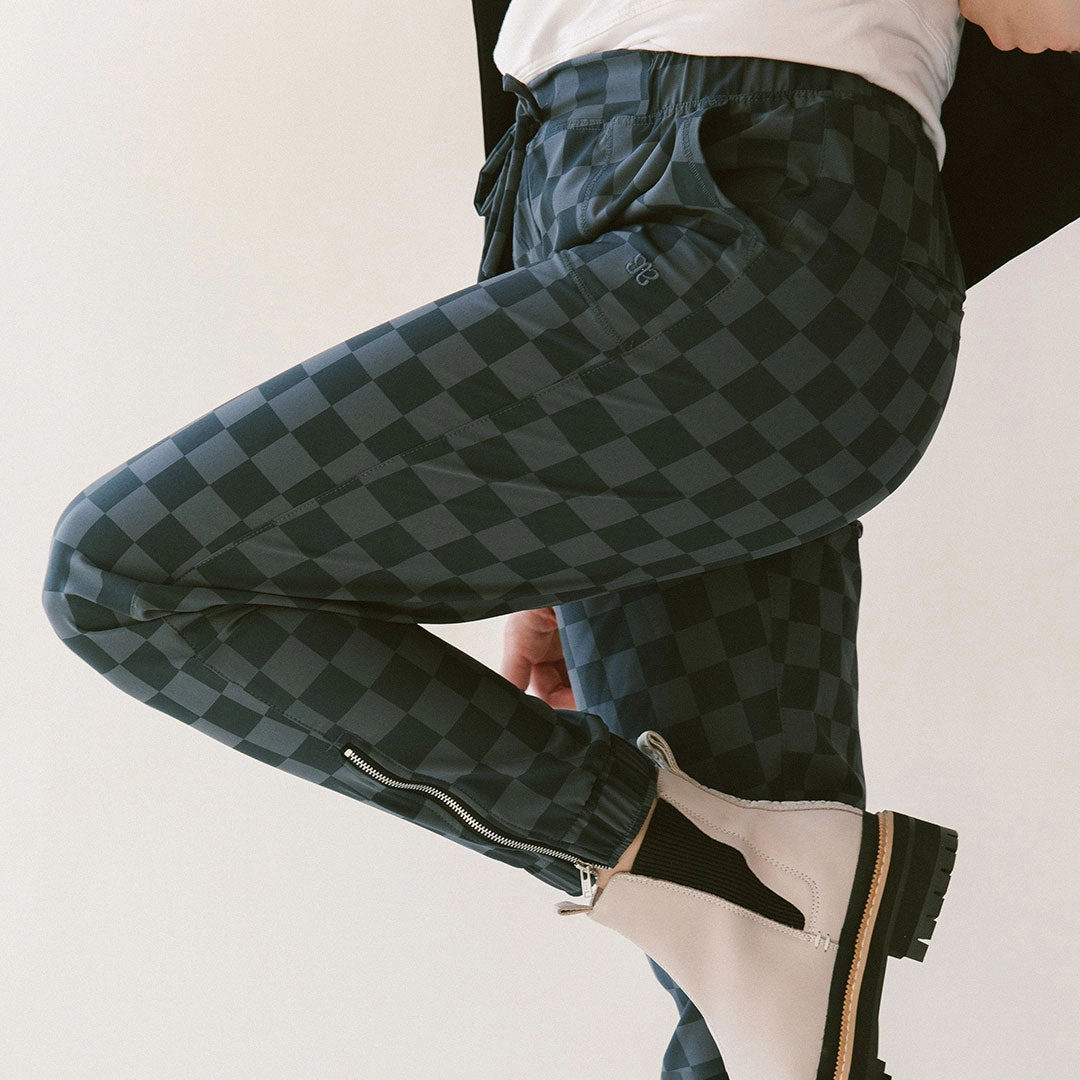 Slate Checkers Jetsetters