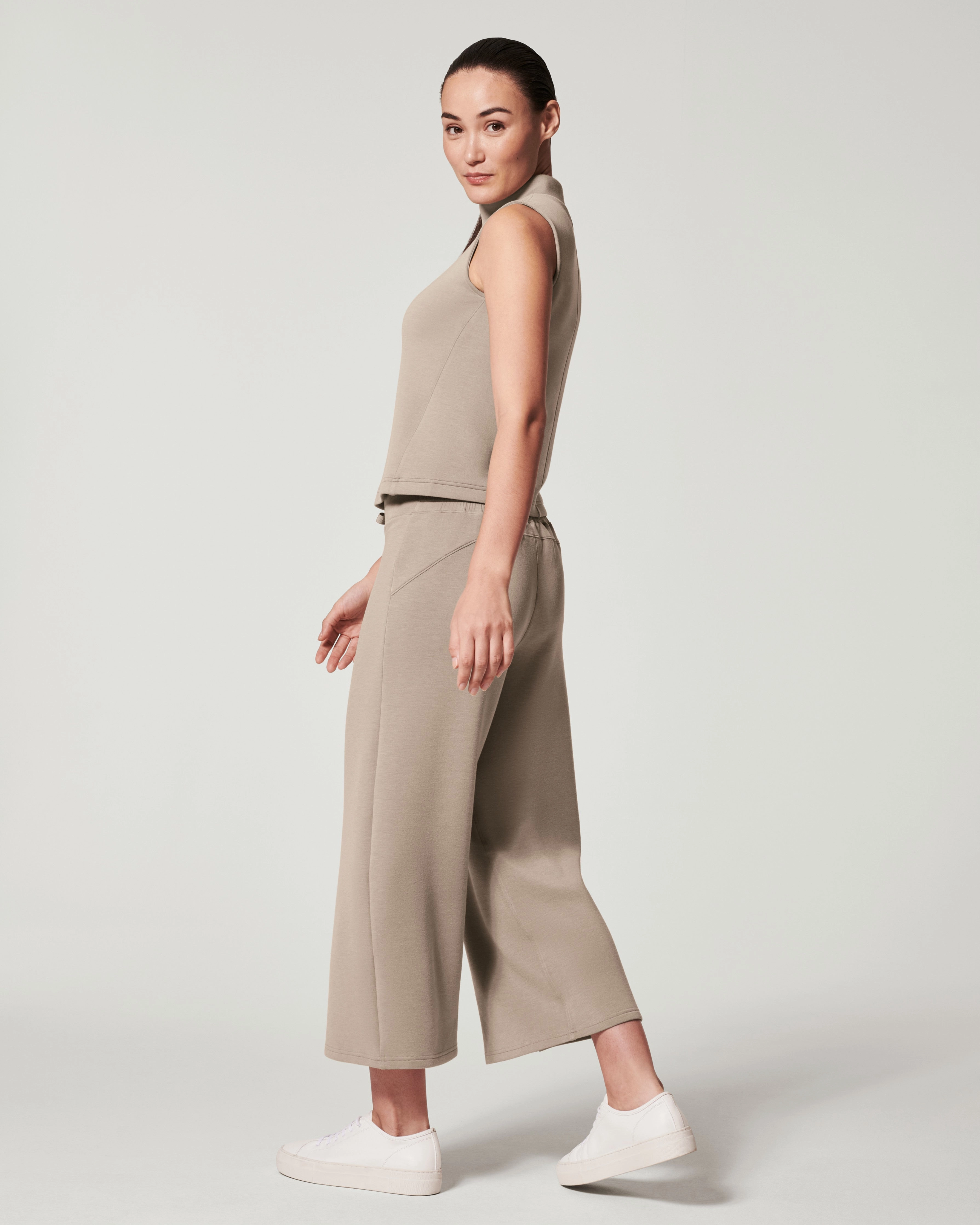 SPANX® AirEssentials Cropped Wide Leg Pant