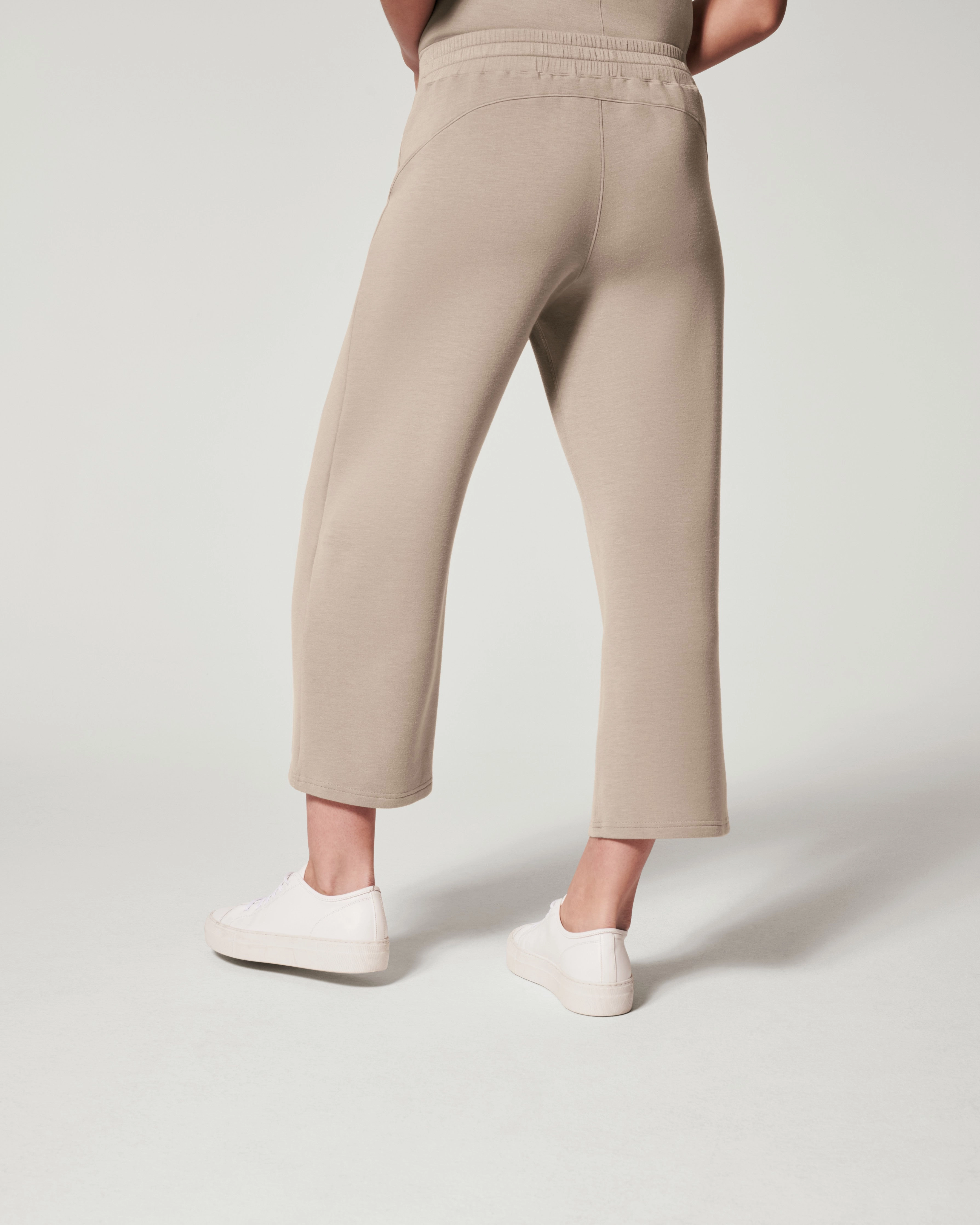 SPANX® AirEssentials Cropped Wide Leg Pant